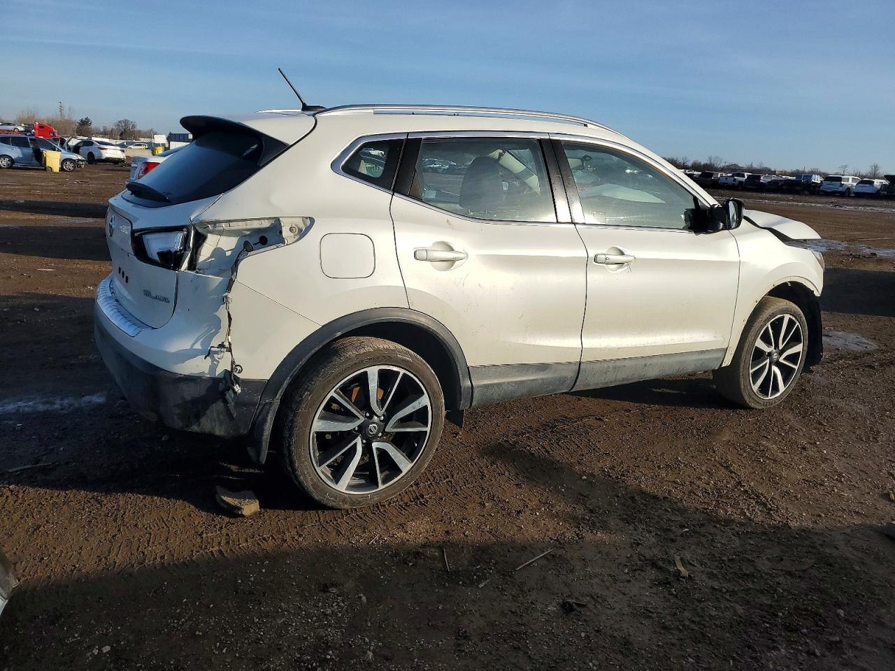 2018 NISSAN ROGUE SPORT S photo 5