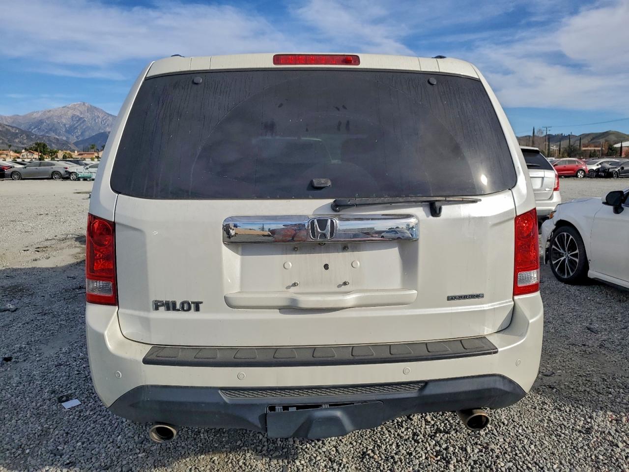 2013 HONDA PILOT TOURING photo 16