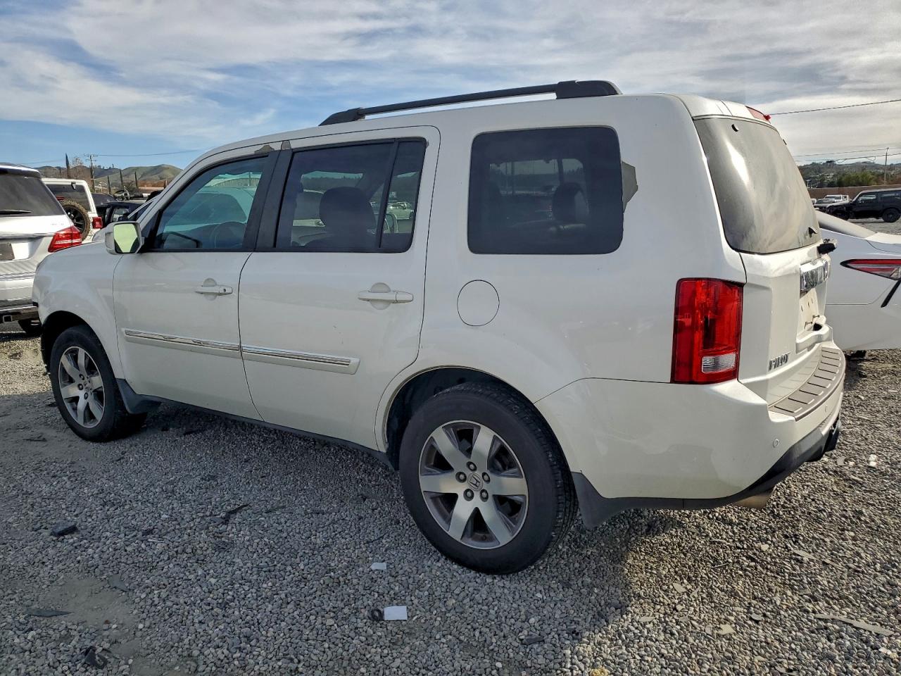 2013 HONDA PILOT TOURING photo 4