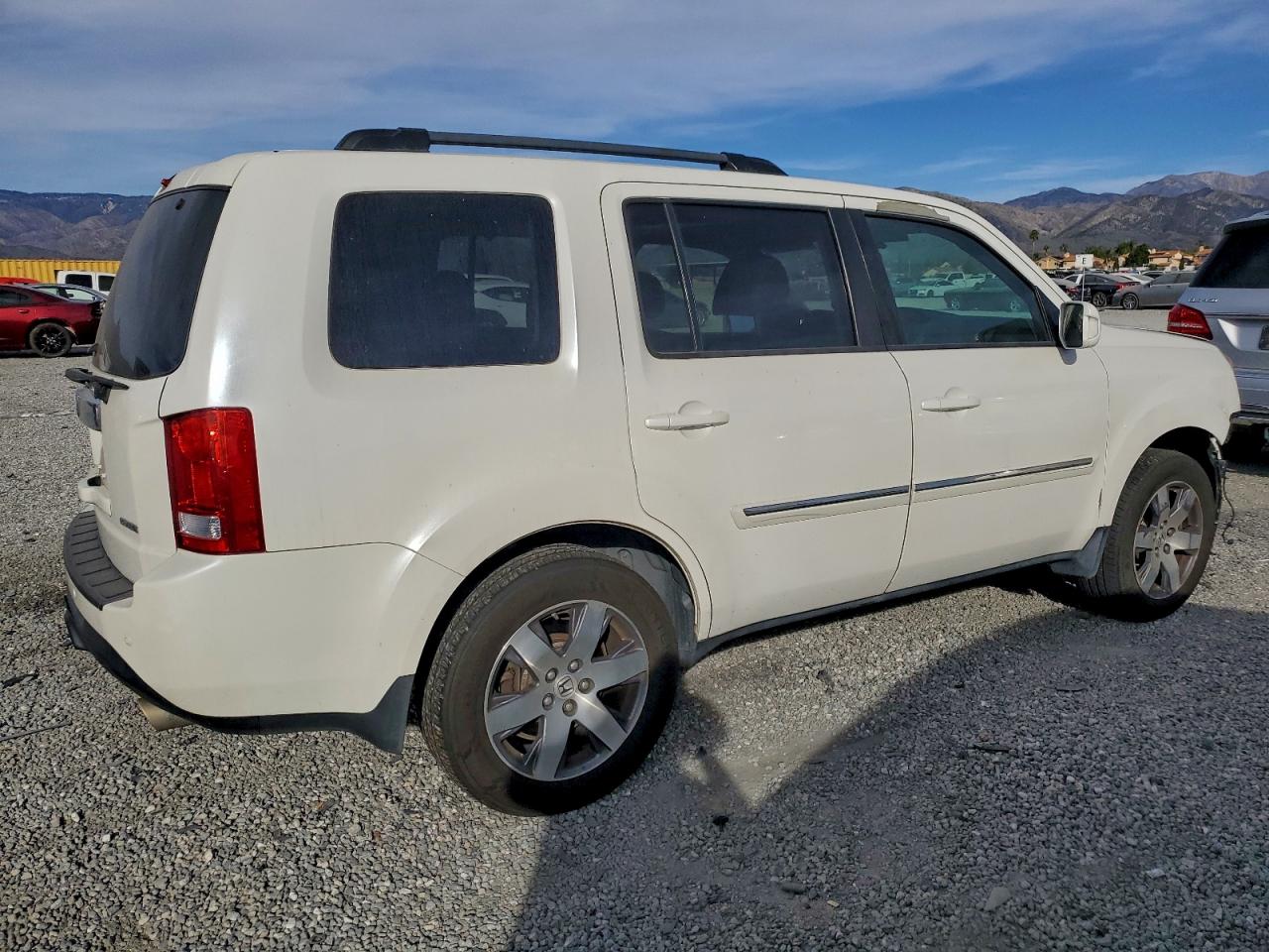 2013 HONDA PILOT TOURING photo 7