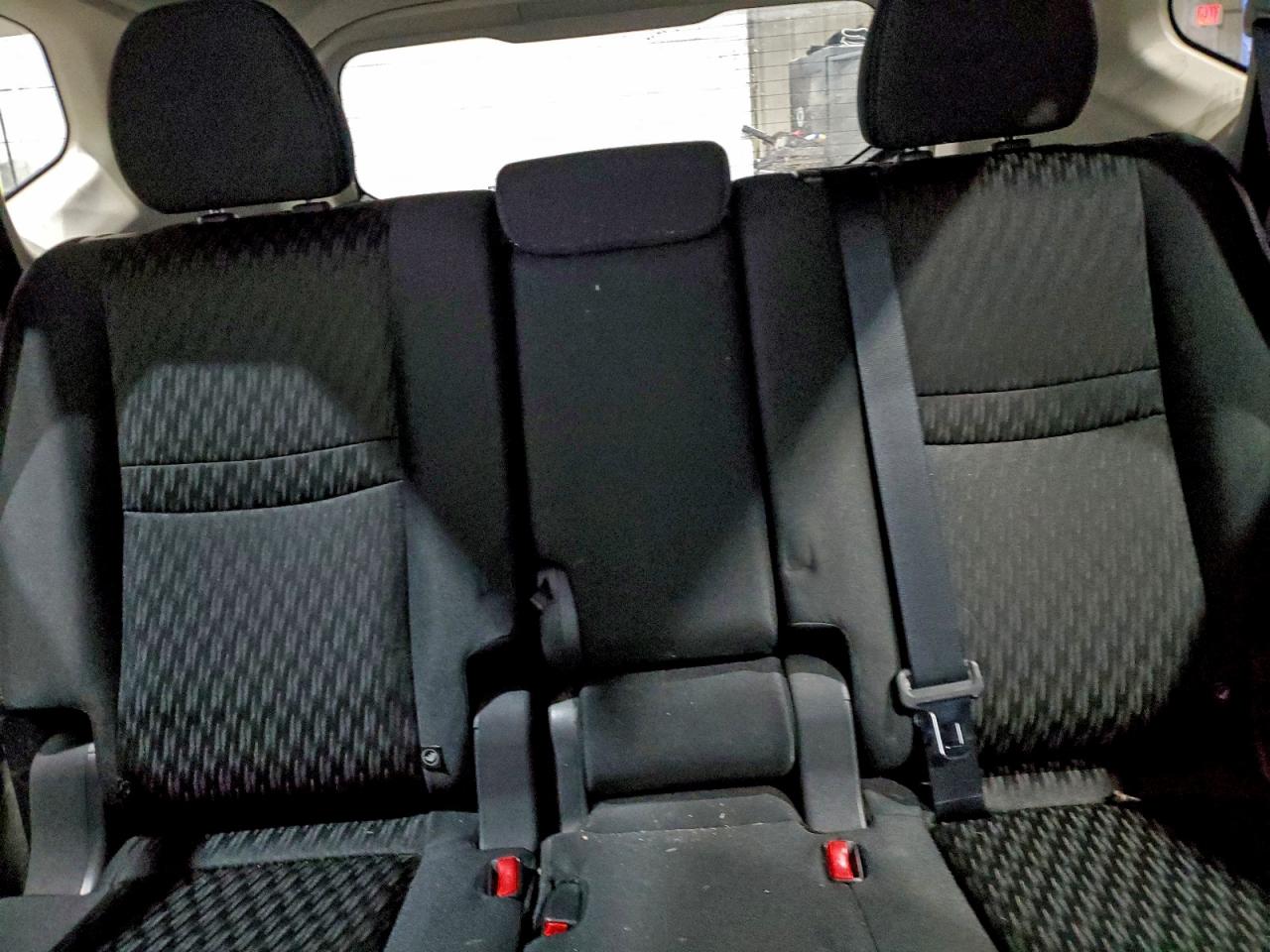2018 NISSAN ROGUE S photo 10