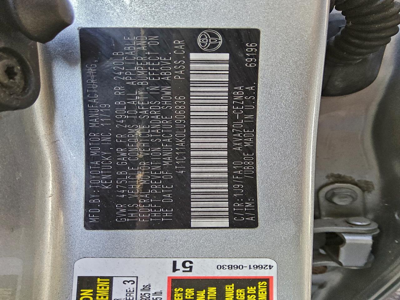 2020 TOYOTA CAMRY LE photo 12