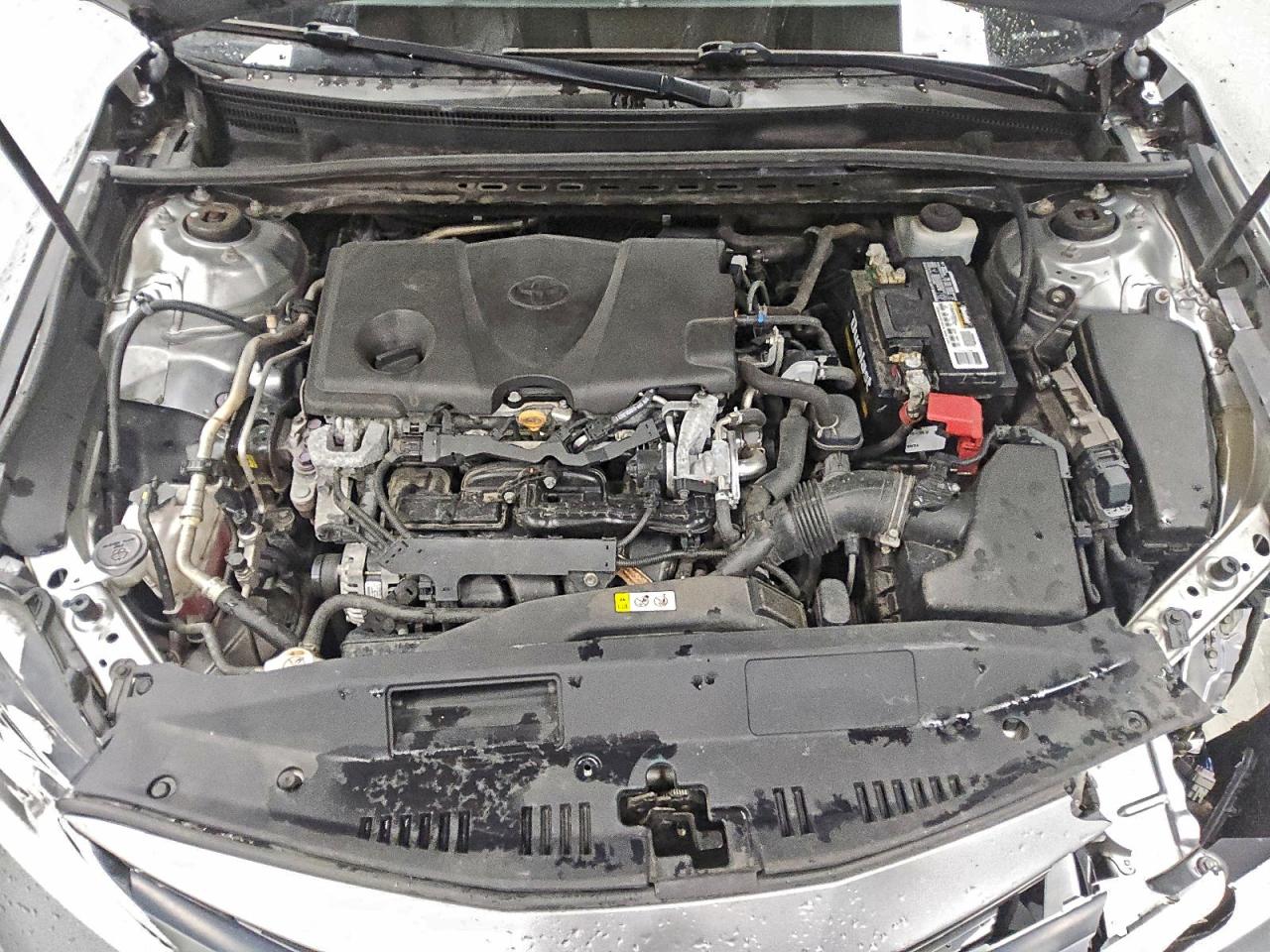 2020 TOYOTA CAMRY LE photo 11