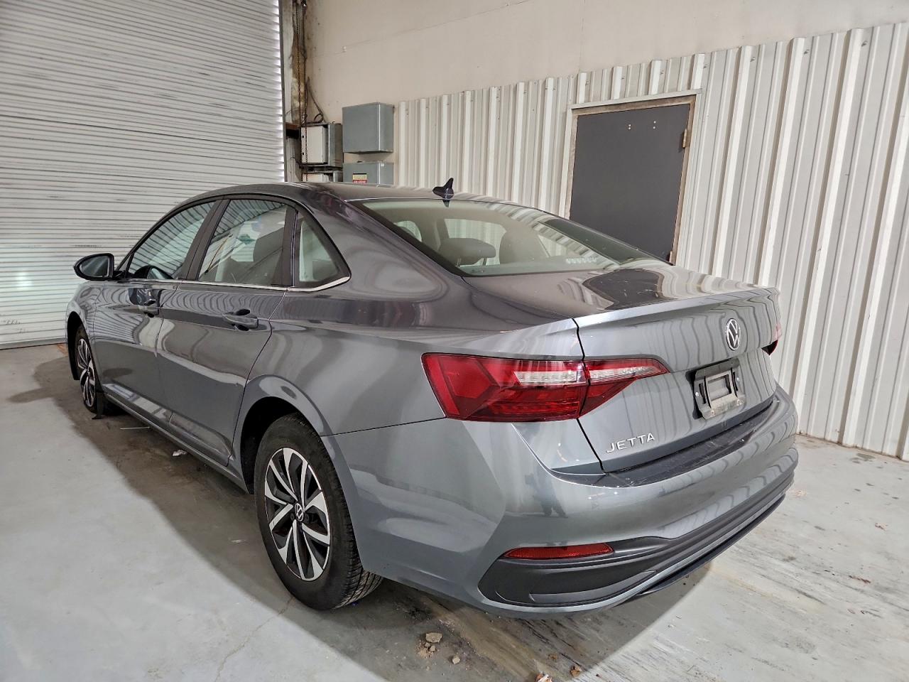 2024 VOLKSWAGEN JETTA S photo 2