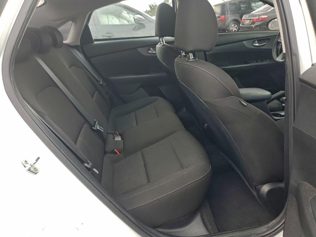 2021 KIA FORTE FE photo 19