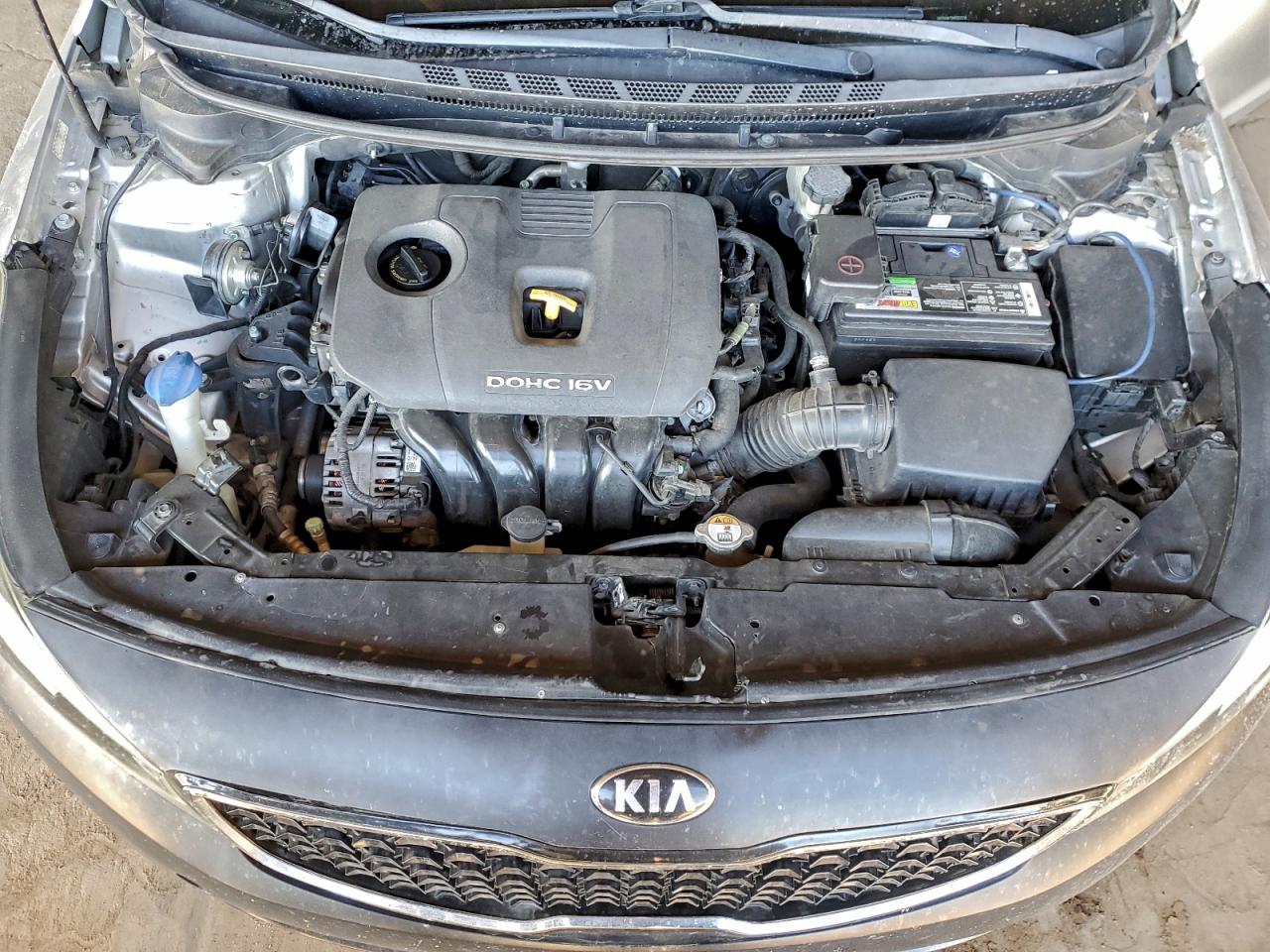 2017 KIA FORTE LX photo 21