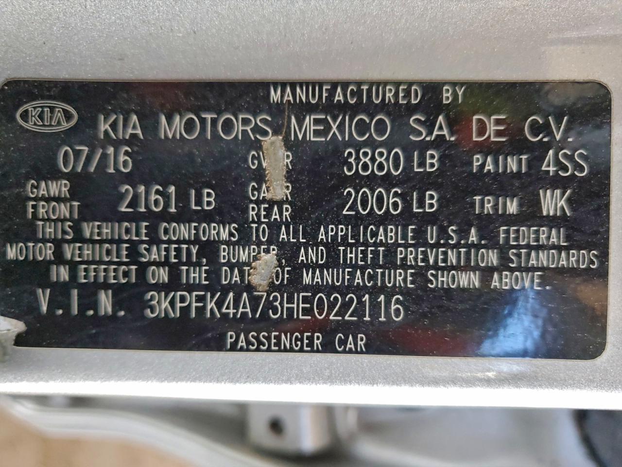 2017 KIA FORTE LX photo 23