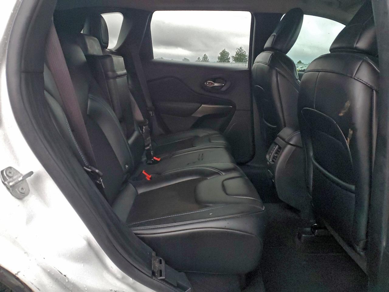 2019 JEEP CHEROKEE LATITUDE PLUS photo 21