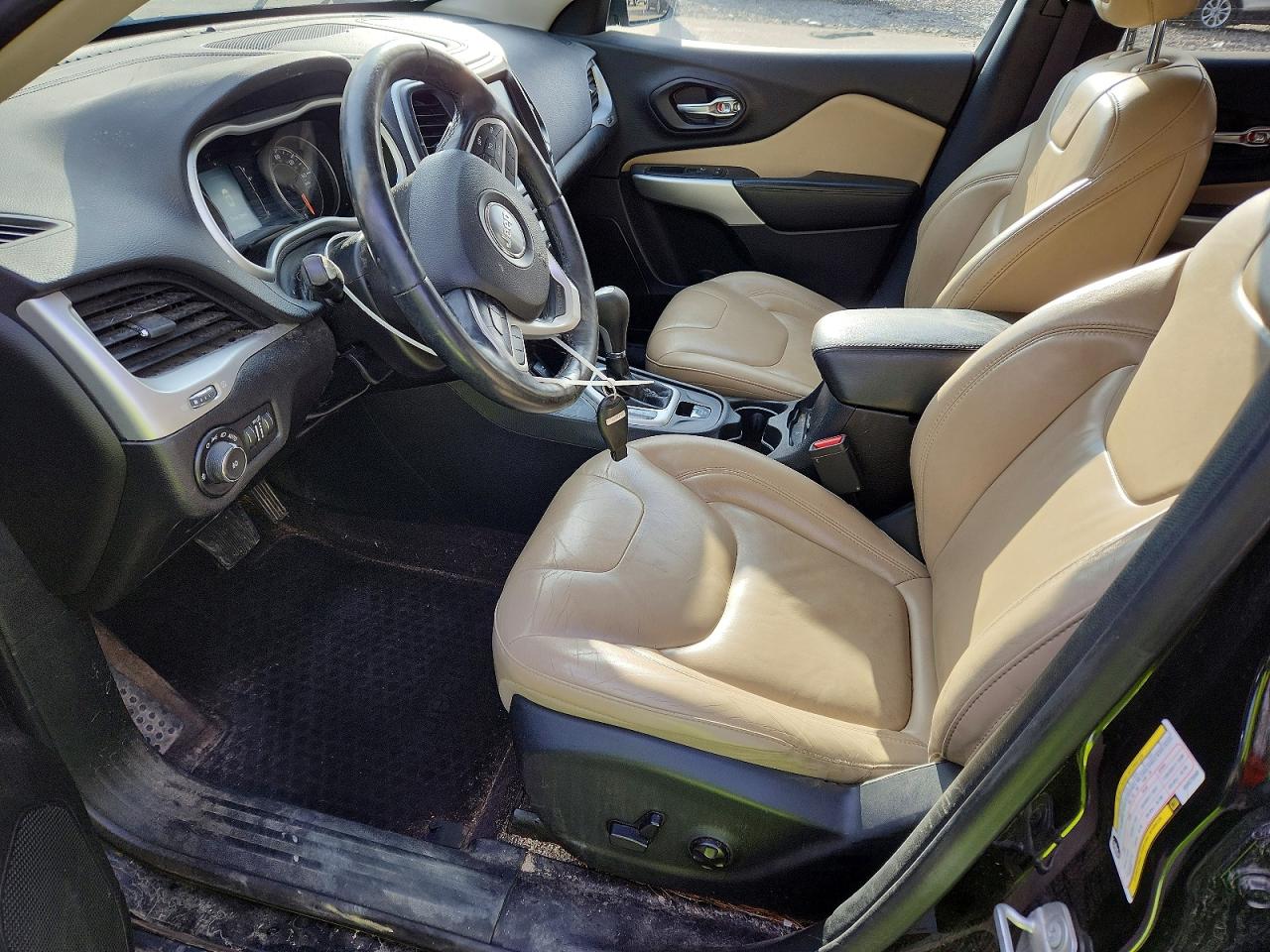 2017 JEEP CHEROKEE LATITUDE photo 7