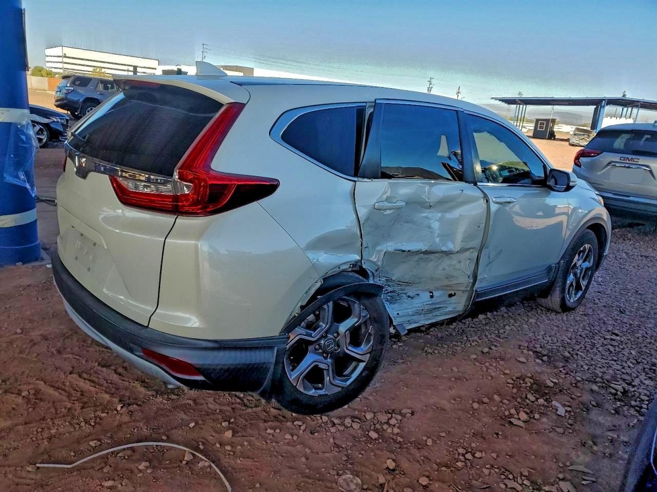 2018 HONDA CR-V EX photo 5