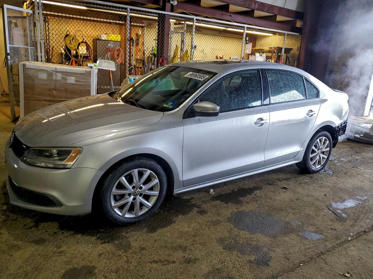 2012 VOLKSWAGEN JETTA