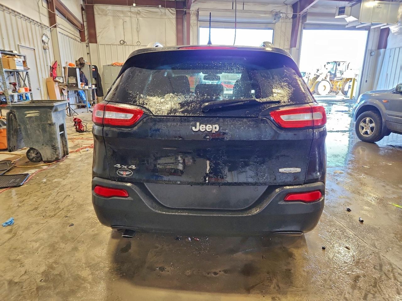 2017 JEEP CHEROKEE LATITUDE photo 6