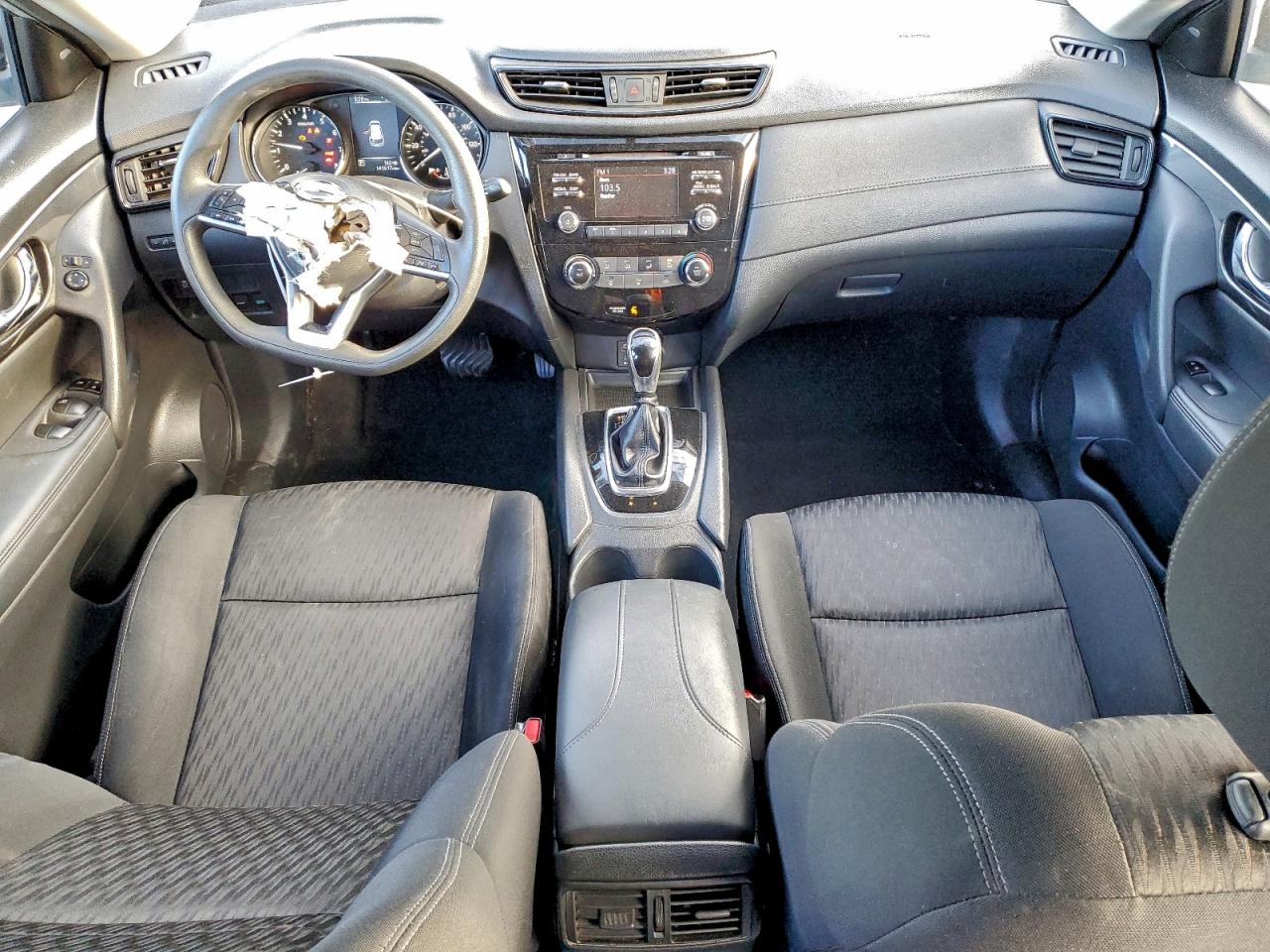 2017 NISSAN ROGUE S photo 22