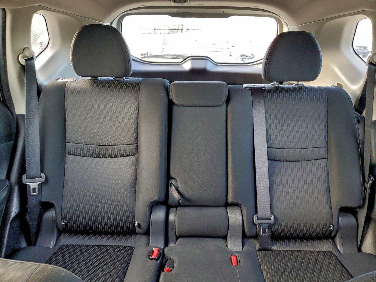2017 NISSAN ROGUE S photo 28