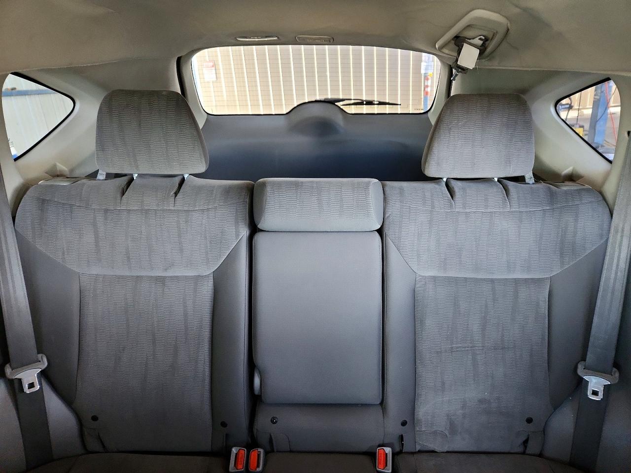 2014 HONDA CR-V LX photo 19