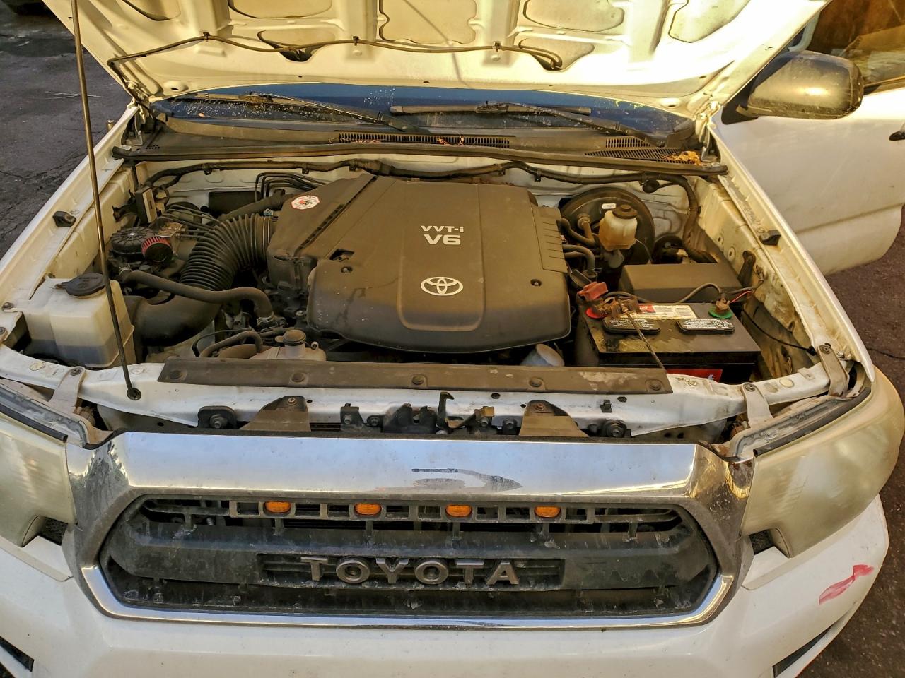 2012 TOYOTA TACOMA photo 31