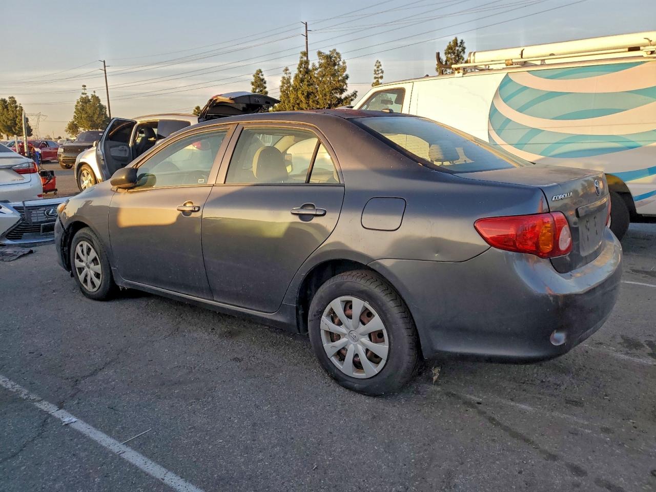2009 TOYOTA COROLLA BASE photo 4