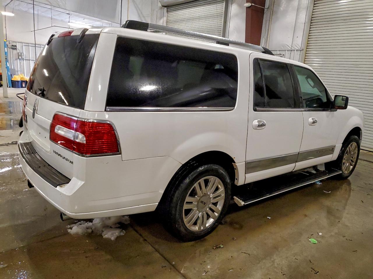2014 LINCOLN NAVIGATOR L photo 5