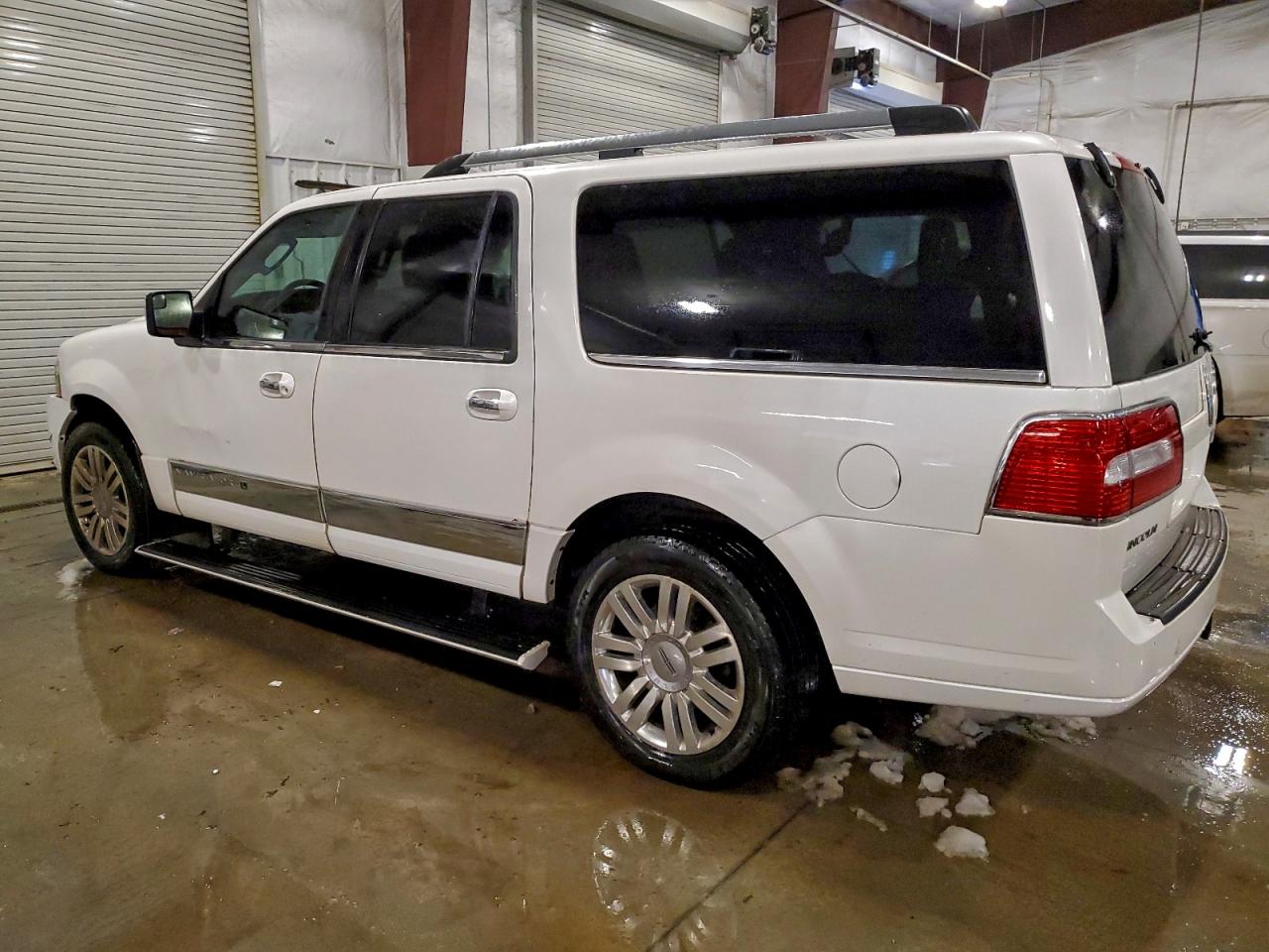 2014 LINCOLN NAVIGATOR L photo 3