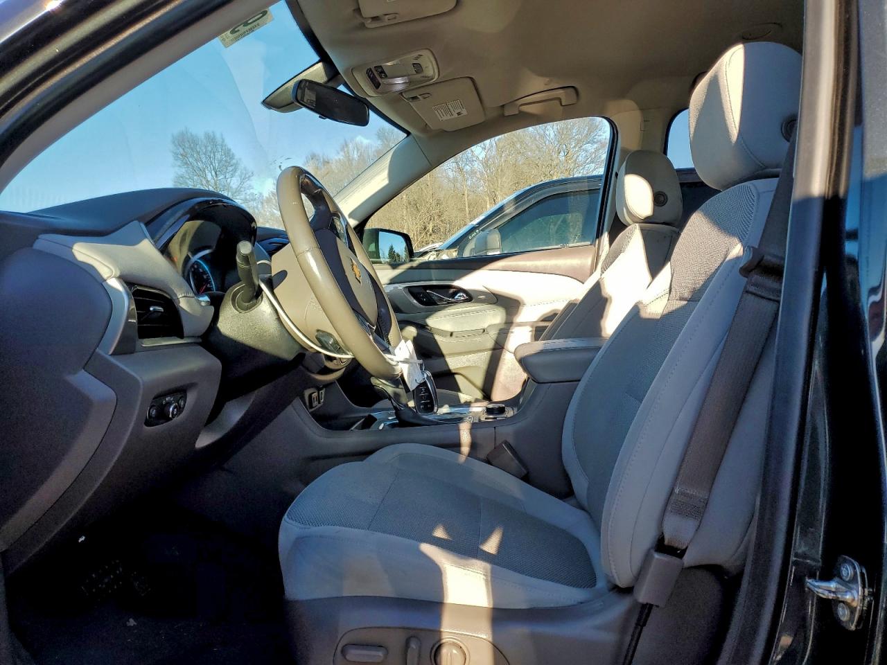 2019 CHEVROLET TRAVERSE LT photo 13