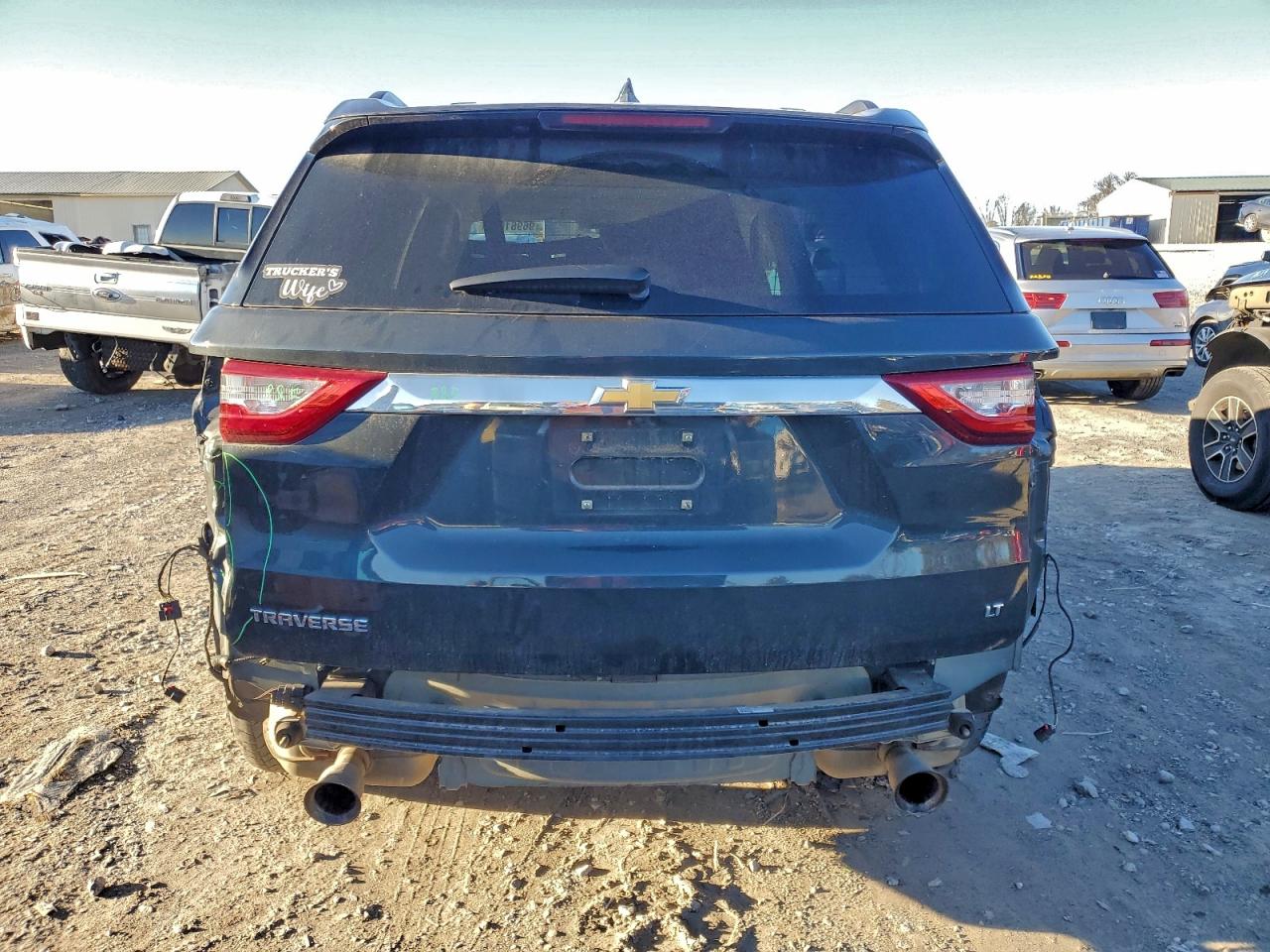 2019 CHEVROLET TRAVERSE LT photo 11