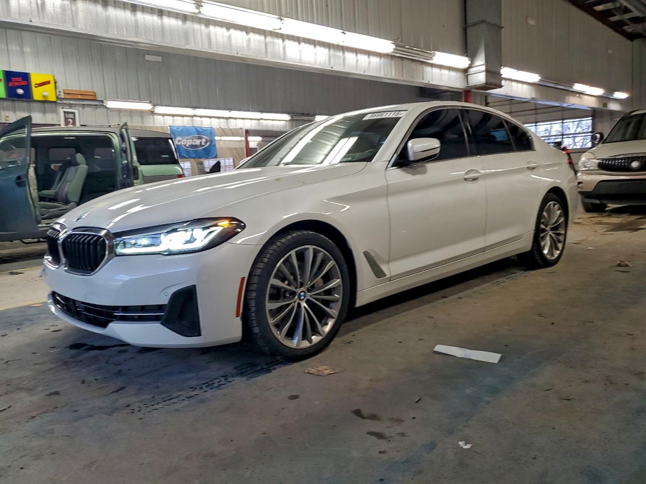 2021 BMW 530