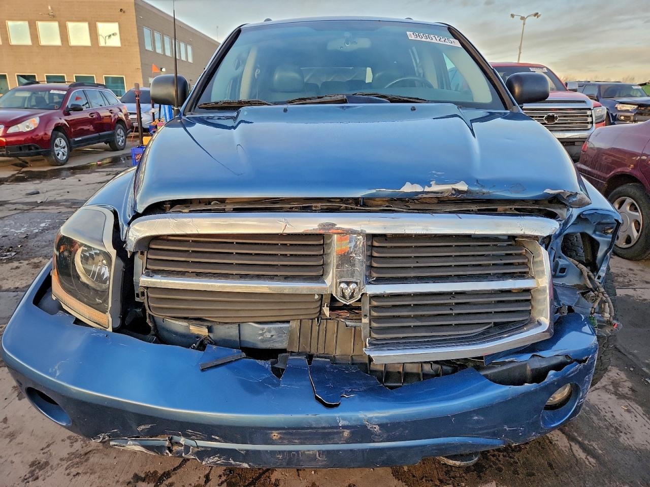 2004 DODGE DURANGO LIMITED photo 9
