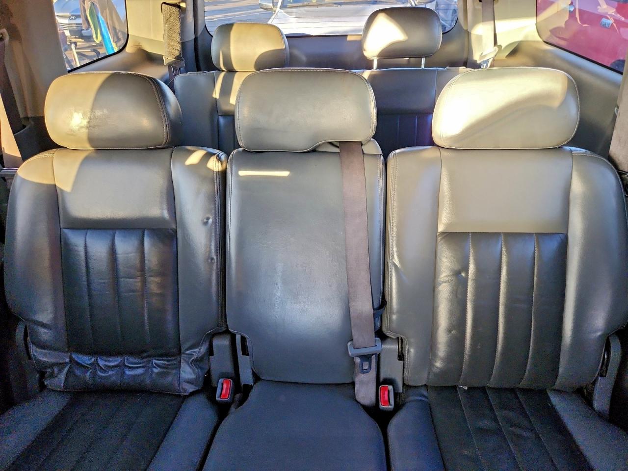 2004 DODGE DURANGO LIMITED photo 19