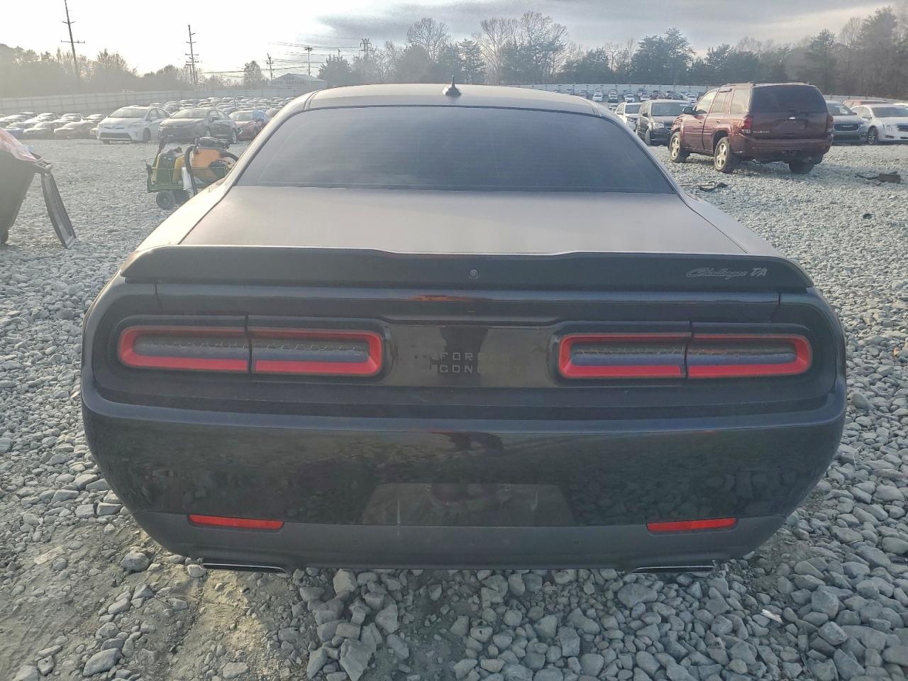 2023 DODGE CHALLENGER R/T photo 16