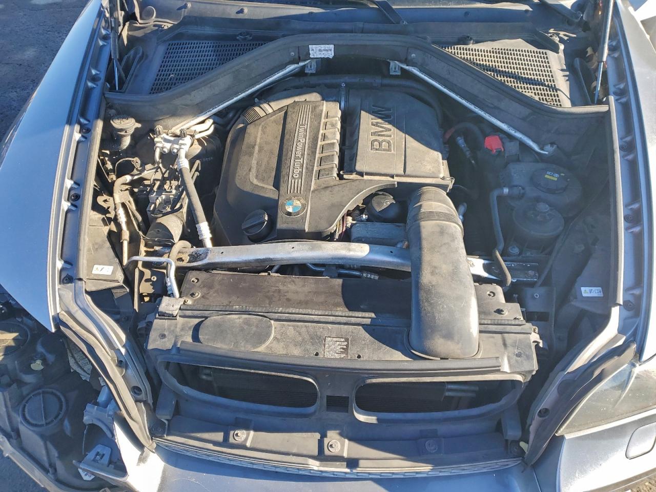2012 BMW X6 XDRIVE35I photo 23