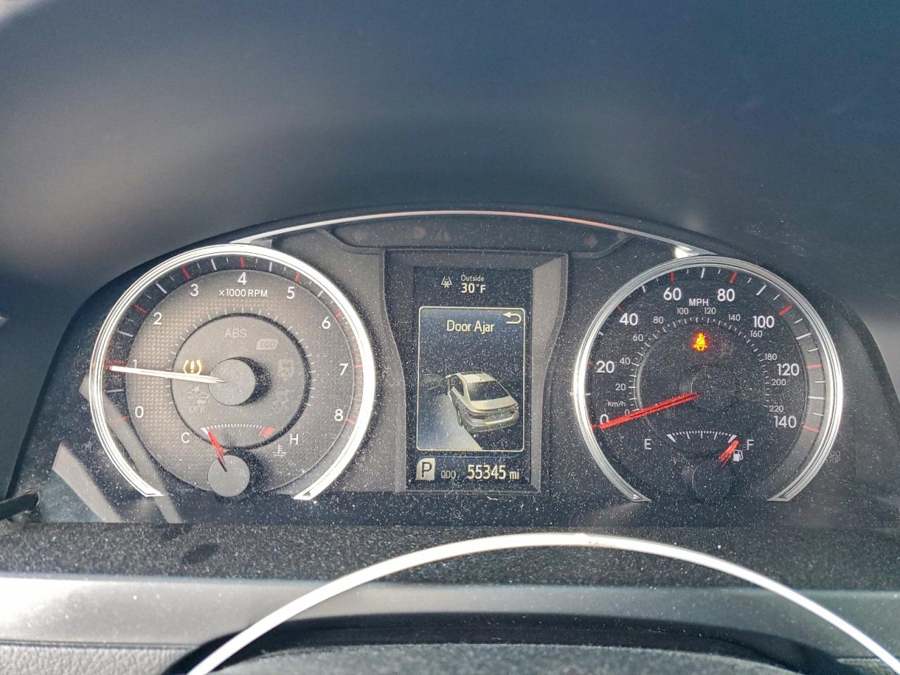 2017 TOYOTA CAMRY LE photo 25