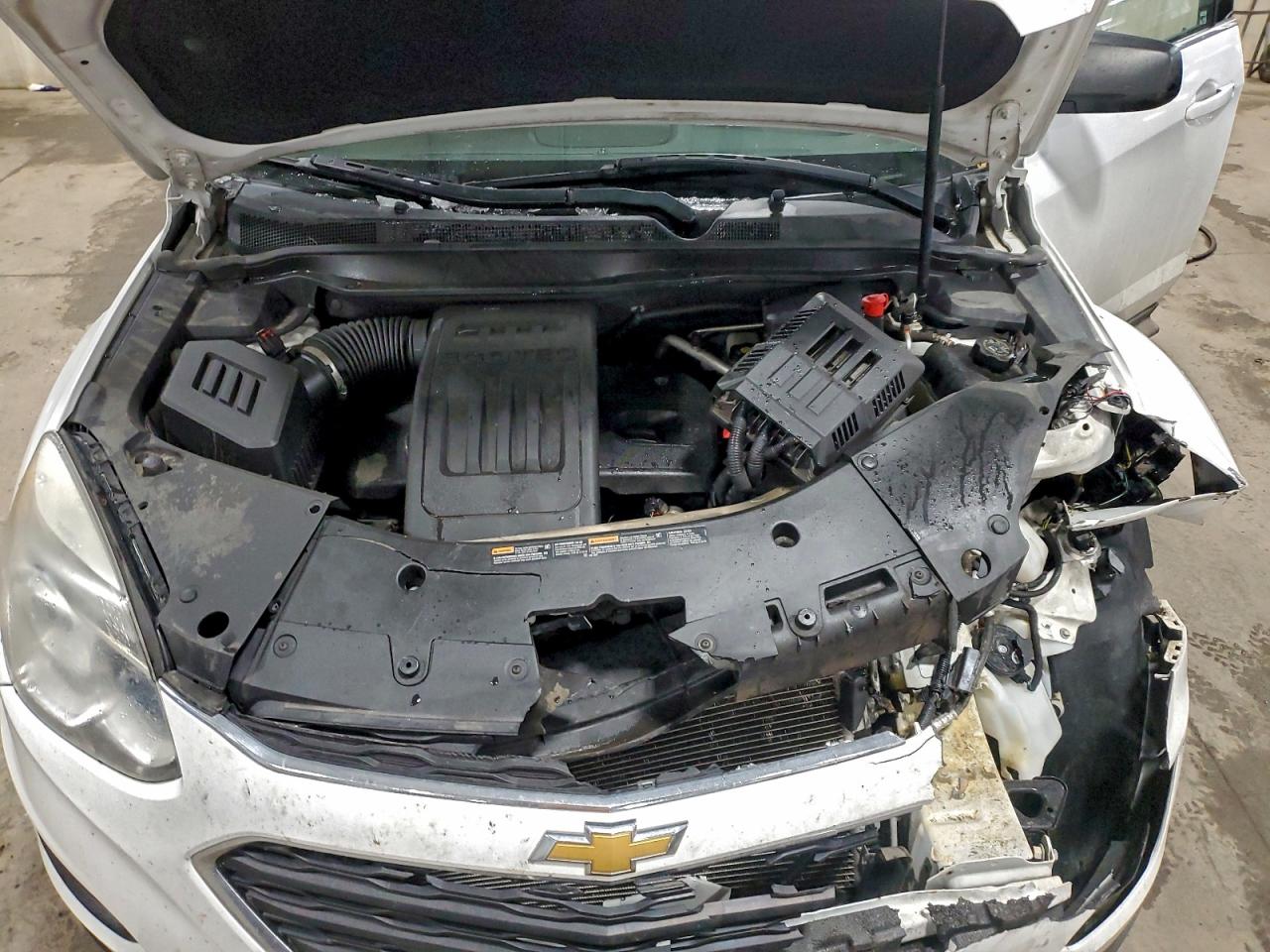 2016 CHEVROLET EQUINOX LS photo 12