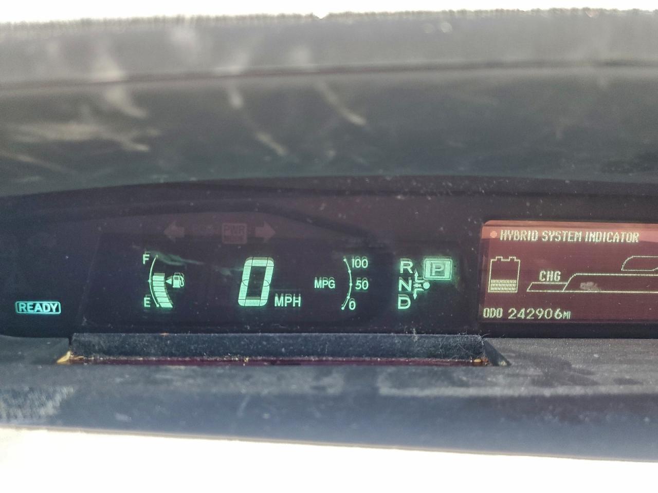 2010 TOYOTA PRIUS photo 17