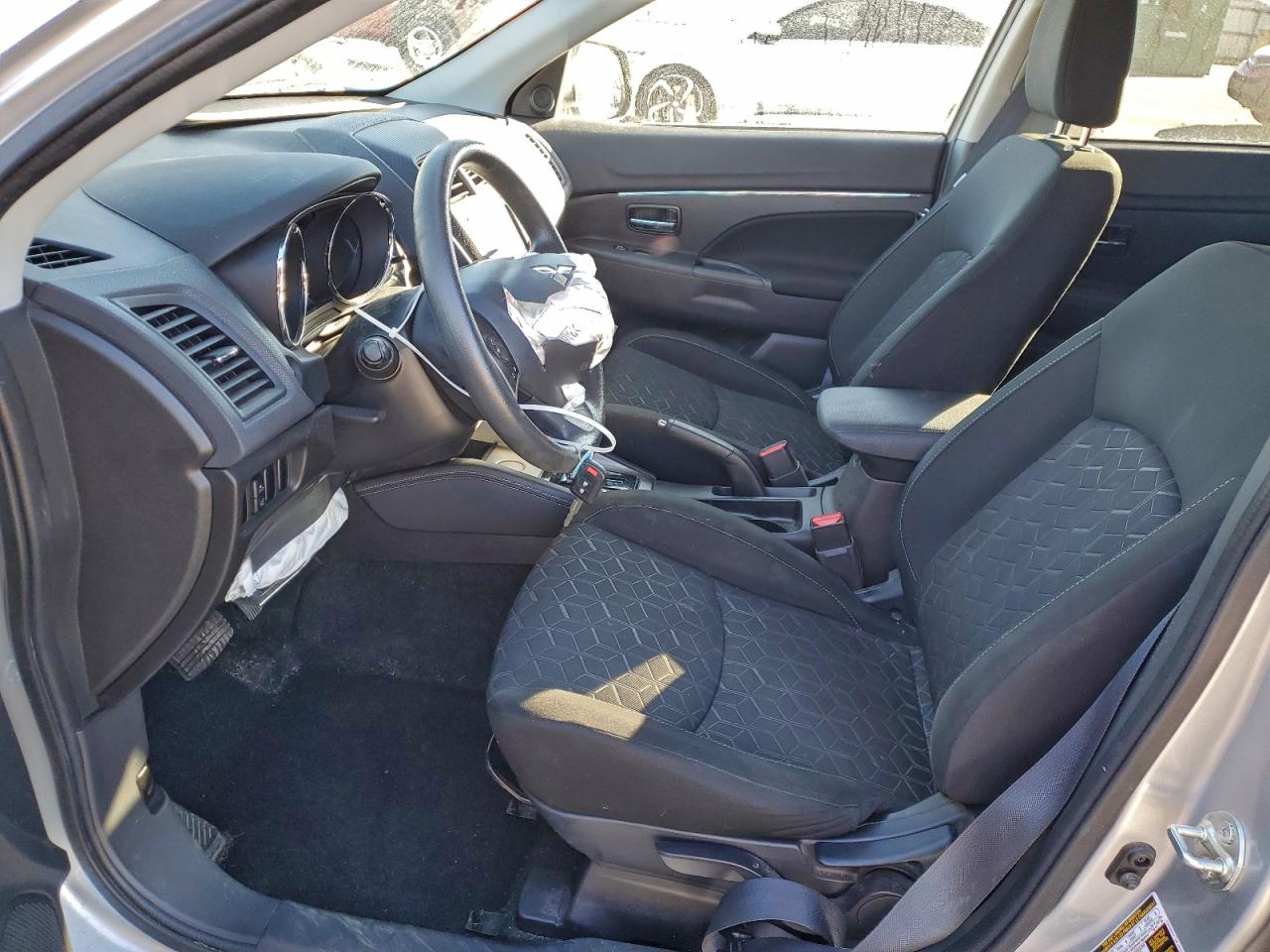 2022 MITSUBISHI OUTLANDER SPORT ES photo 19