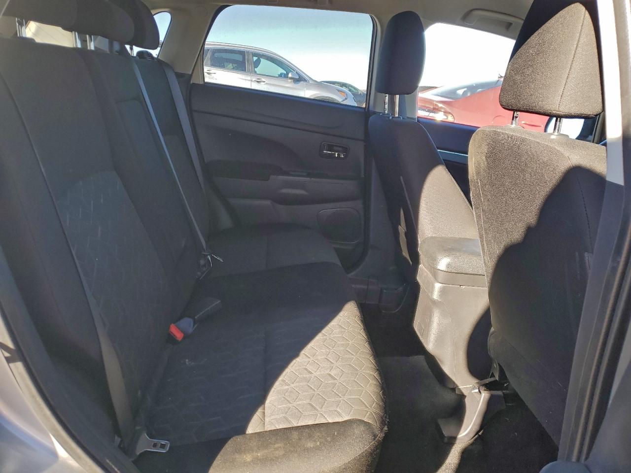 2022 MITSUBISHI OUTLANDER SPORT ES photo 31