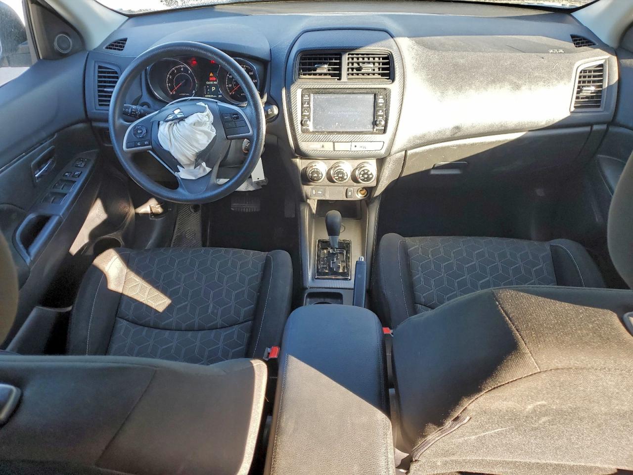 2022 MITSUBISHI OUTLANDER SPORT ES photo 22