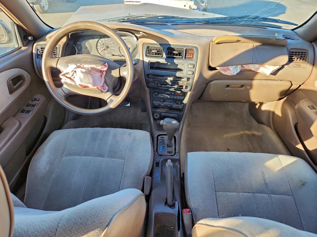 1997 TOYOTA COROLLA BASE photo 15