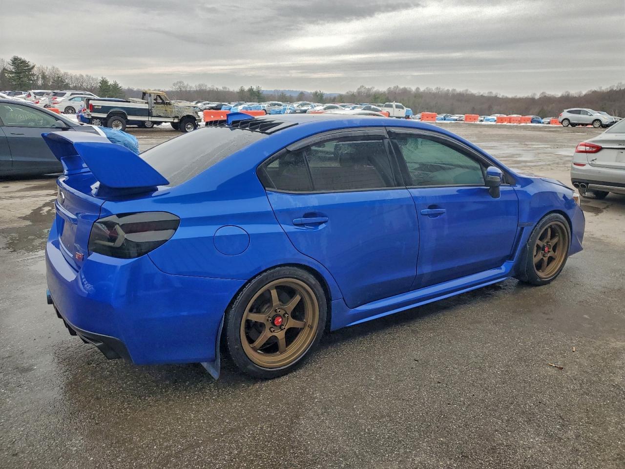 2015 SUBARU WRX STI photo 5