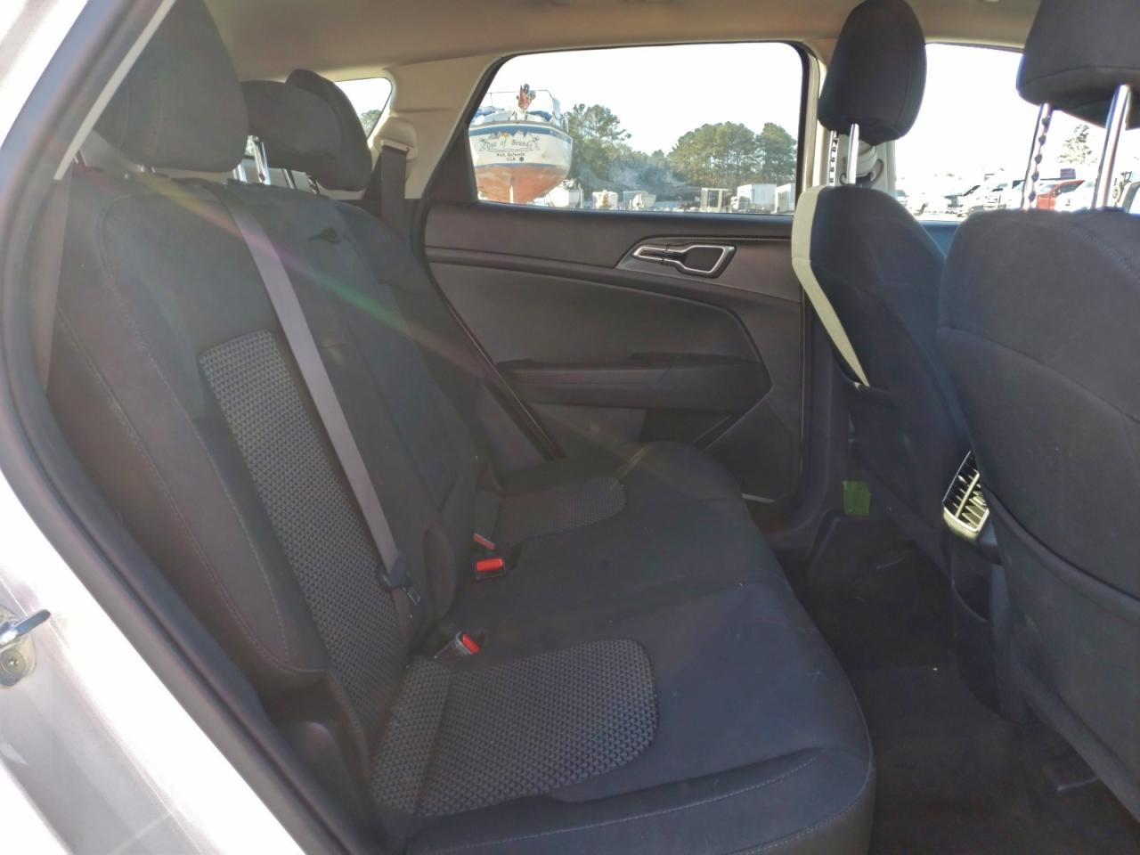 2023 KIA SPORTAGE LX photo 31