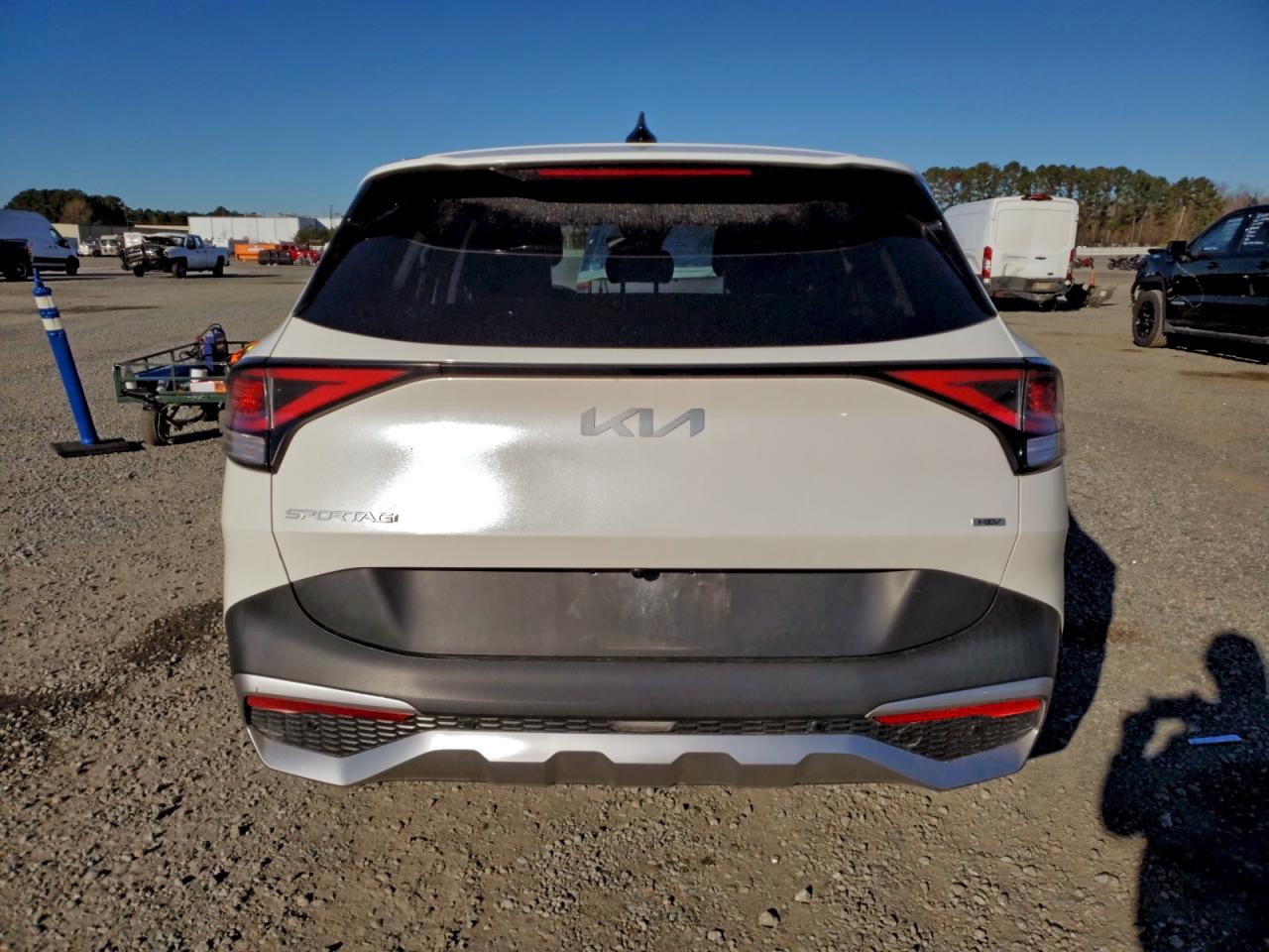 2023 KIA SPORTAGE LX photo 16