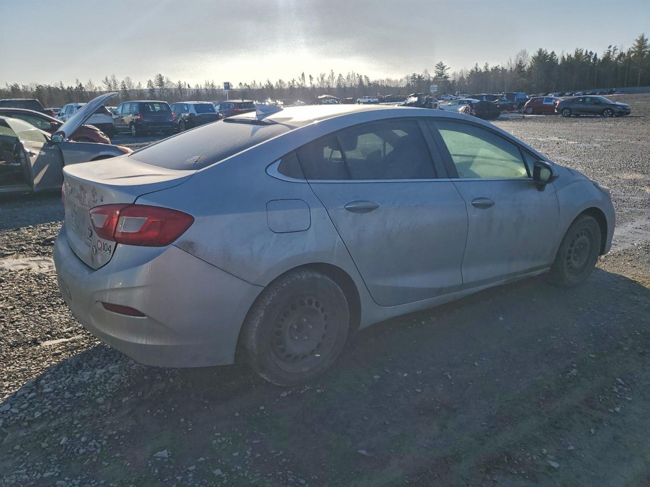 2017 CHEVROLET CRUZE LT photo 3