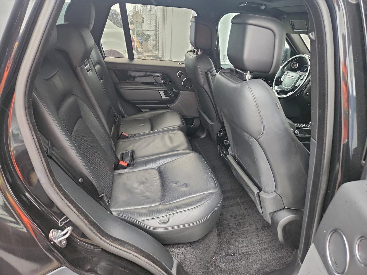 2019 LAND ROVER RANGE ROVER HSE photo 11