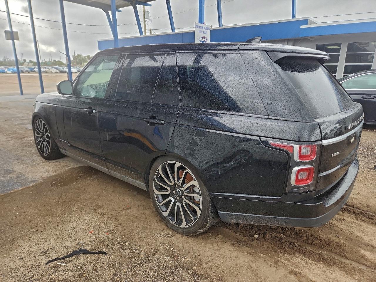 2019 LAND ROVER RANGE ROVER HSE photo 2