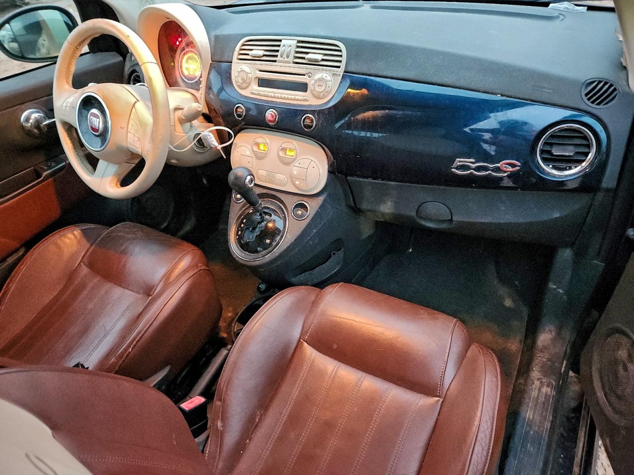 2013 FIAT 500 LOUNGE photo 15