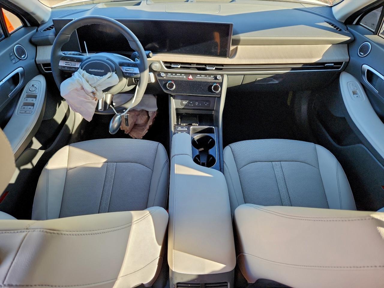 2025 HYUNDAI SONATA HYBRID photo 15