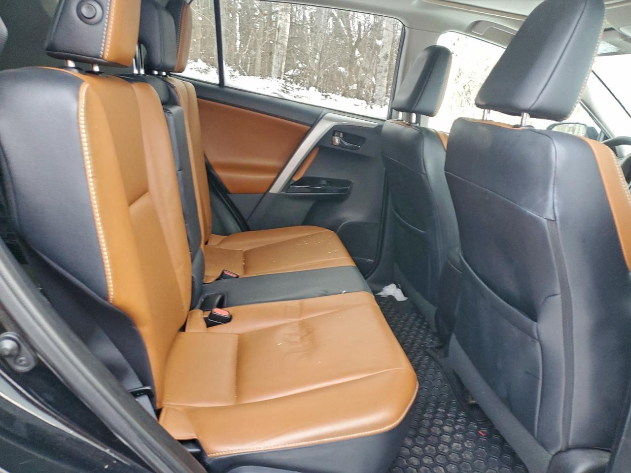 2016 TOYOTA RAV4 LIMITED photo 11