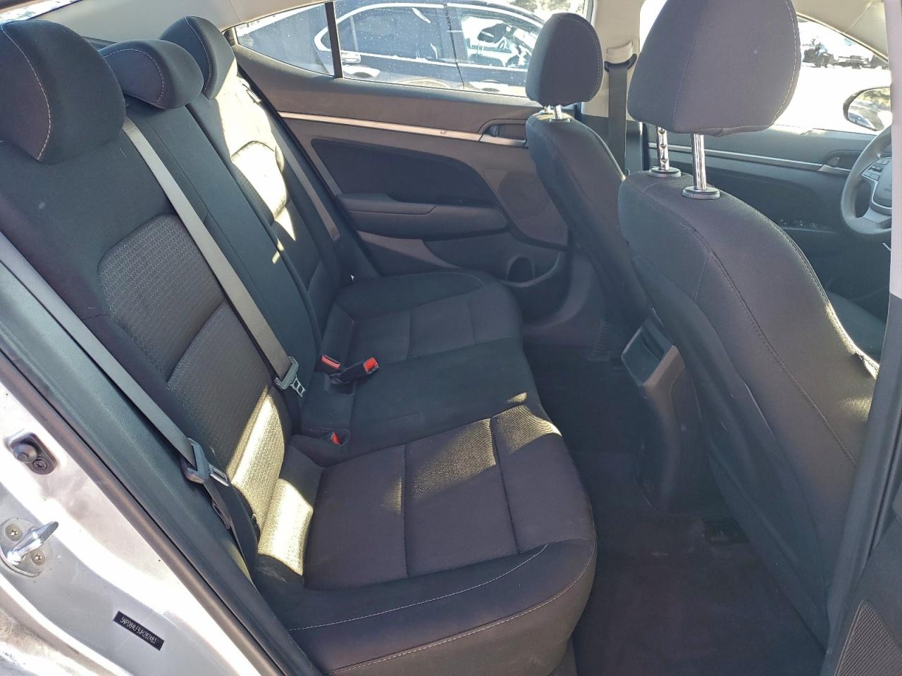 2018 HYUNDAI ELANTRA SEL photo 19