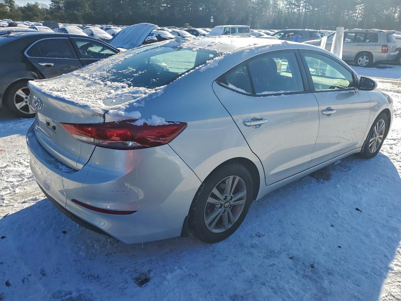 2018 HYUNDAI ELANTRA SEL photo 5