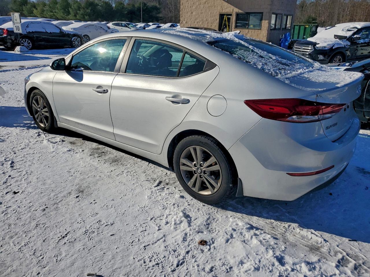 2018 HYUNDAI ELANTRA SEL photo 3