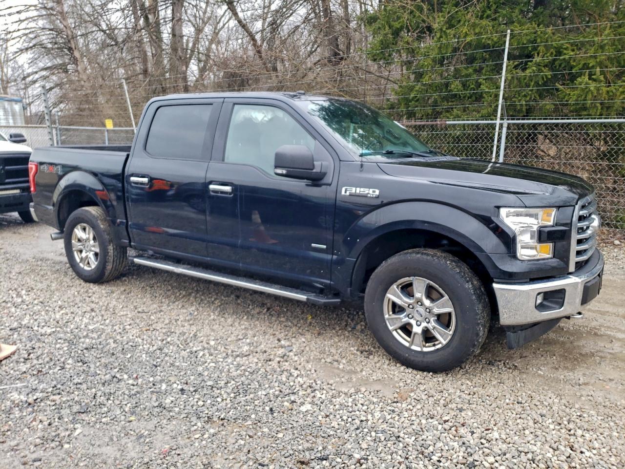 2017 FORD F150 SUPERCREW photo 4
